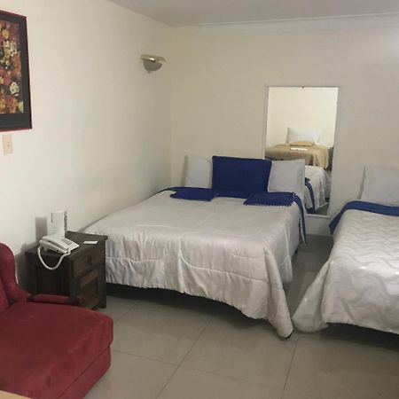 Hotel Casa Rincon Del Chico Богота Екстериор снимка