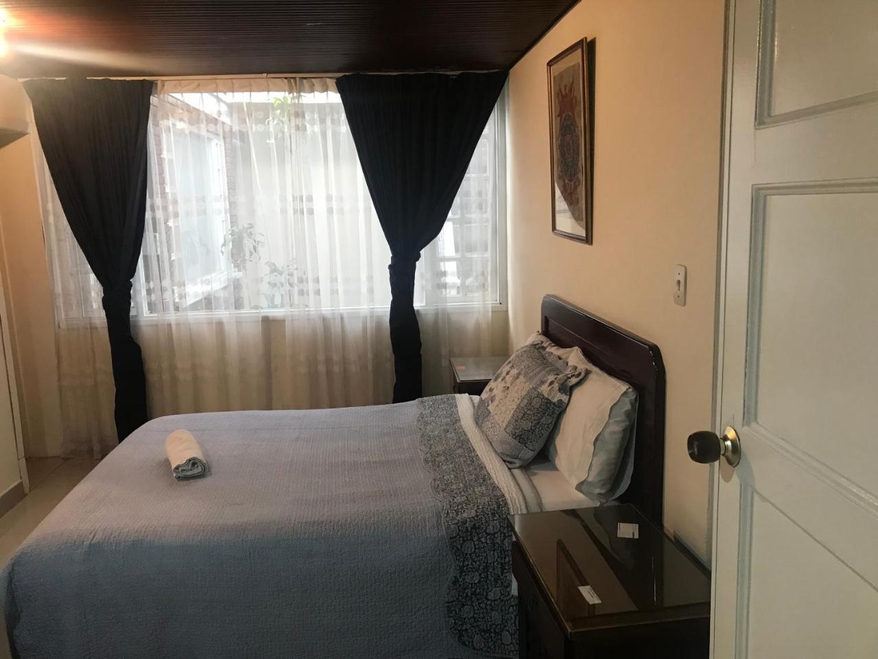 Hotel Casa Rincon Del Chico Богота Екстериор снимка